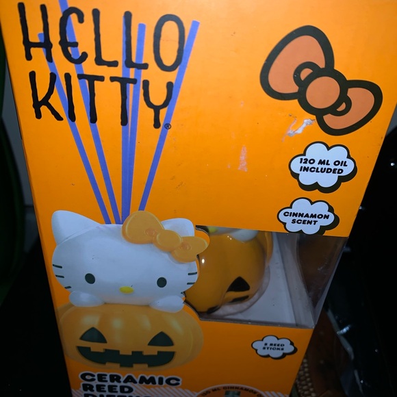 Halloween Pumpkin Hello Kitty ceramic reed diffuser - Picture 1 of 2